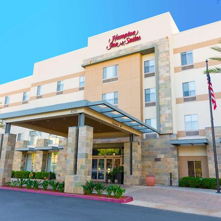 Hampton Inn & Suites Riverside/Corona East Ngoại thất bức ảnh
