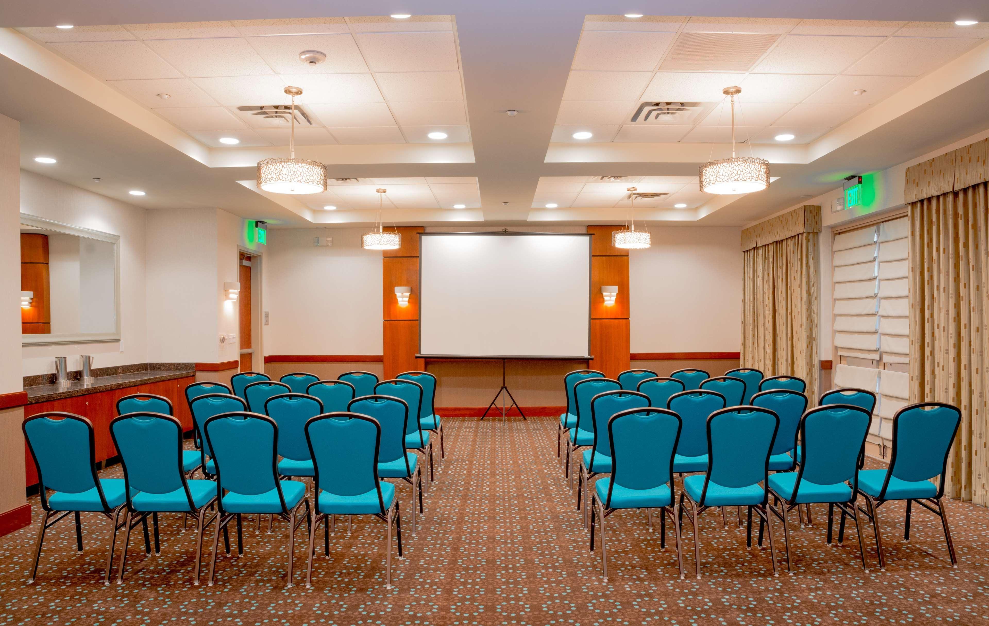 Hampton Inn & Suites Riverside/Corona East Ngoại thất bức ảnh